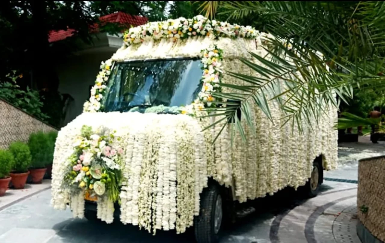 24/7 Hearse Van and Dead Body Ambulance Service in Mumbai & MMR